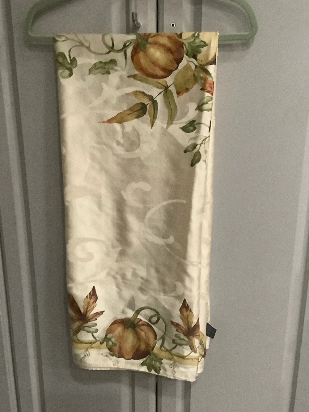 Croft & Barrow Cream Satin Table Cloth Orange Pumpkins & Fall Leaves 60”x 90”